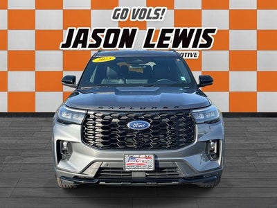 2025 Ford Explorer ST-Line 4WD