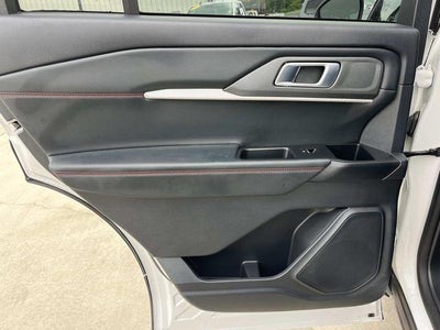 2025 Ford Explorer ST-Line 4WD
