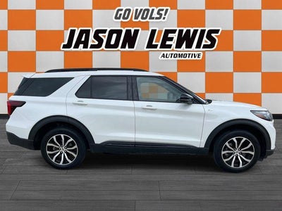 2025 Ford Explorer ST-Line 4WD