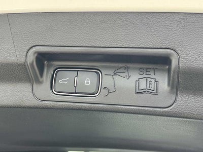 2025 Ford Explorer ST-Line 4WD