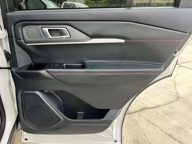 2025 Ford Explorer ST-Line 4WD