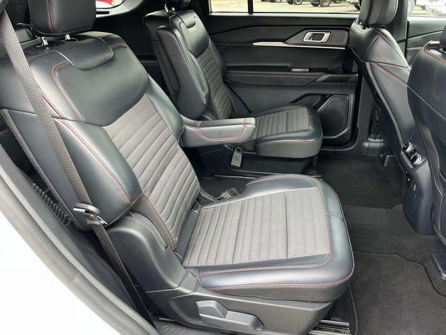 2025 Ford Explorer ST-Line 4WD