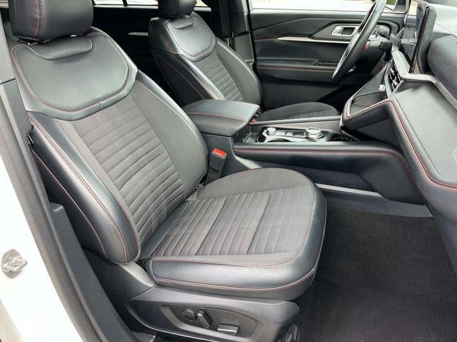 2025 Ford Explorer ST-Line 4WD