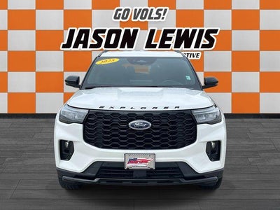 2025 Ford Explorer ST-Line 4WD