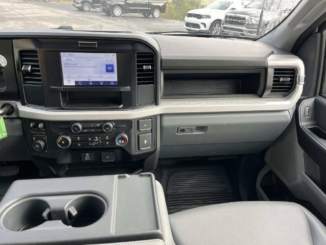2026 Ford Super Duty F-250 SRW XL 4WD Crew Cab 6.75' Box