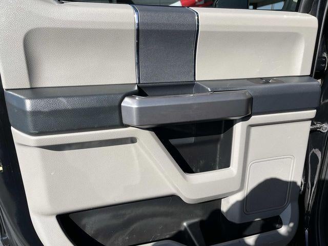 2022 Ford Super Duty F-250 SRW XLT 4WD Crew Cab 6.75' Box