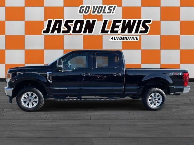 2022 Ford Super Duty F-250 SRW XLT 4WD Crew Cab 6.75' Box