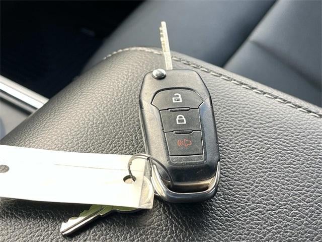 2020 Ford Super Duty F-250 SRW LARIAT 4WD Crew Cab 6.75' Box