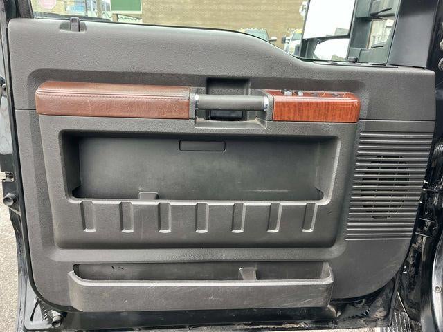 2011 Ford Super Duty F-250 SRW 4WD Crew Cab 6-3/4 Ft Box Lariat