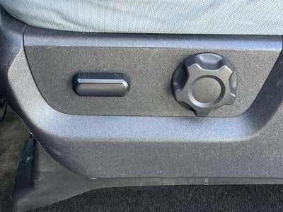 2016 Ford Super Duty F-250 SRW 4WD Crew Cab 6-3/4 Ft Box XLT