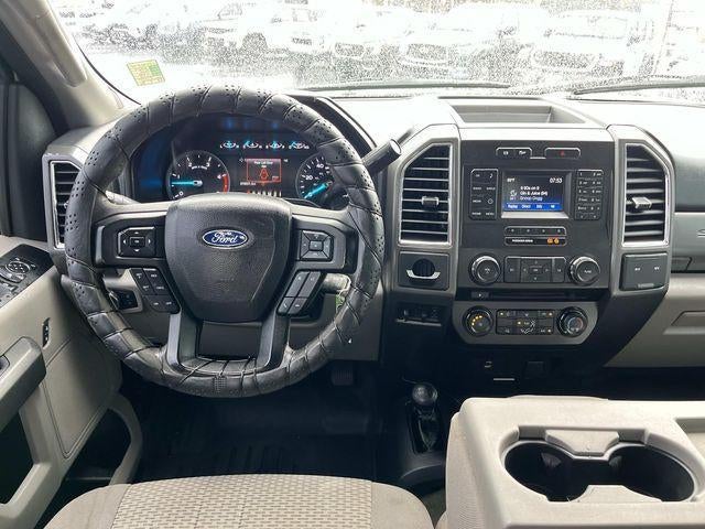 2017 Ford Super Duty F-250 SRW XLT 4WD Crew Cab 6.75' Box