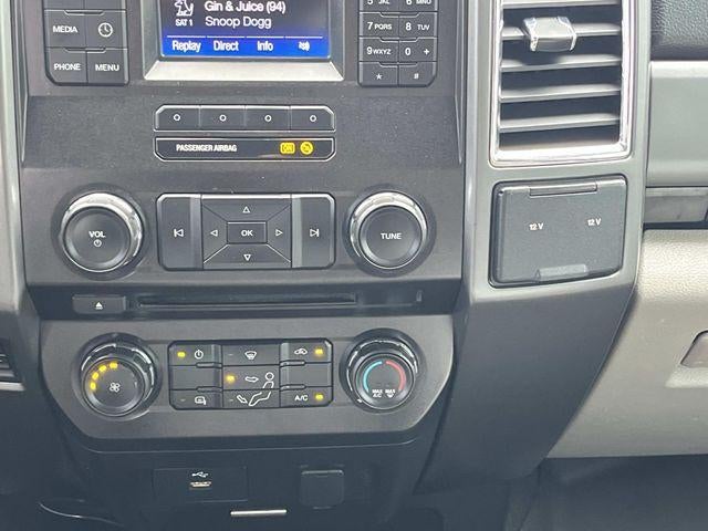 2017 Ford Super Duty F-250 SRW XLT 4WD Crew Cab 6.75' Box