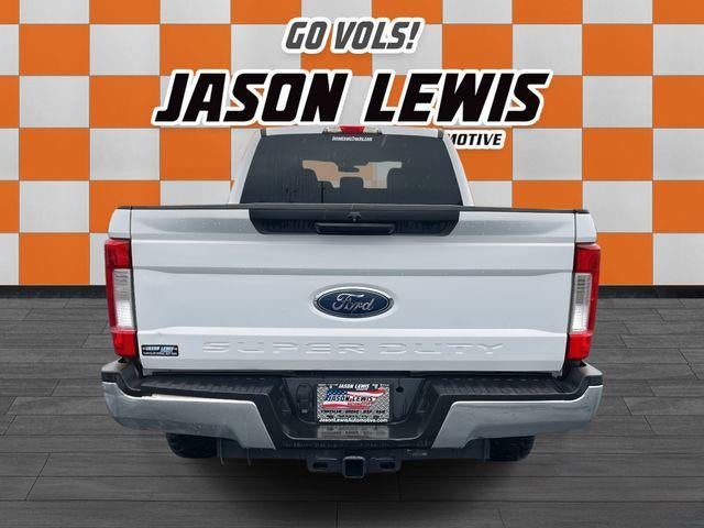 2017 Ford Super Duty F-250 SRW XLT 4WD Crew Cab 6.75' Box