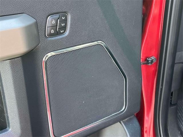 2022 Ford Super Duty F-250 SRW LARIAT 4WD Crew Cab 6.75' Box