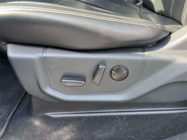 2022 Ford Super Duty F-250 SRW LARIAT 4WD Crew Cab 6.75' Box