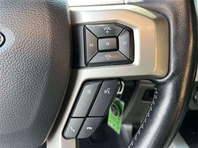 2022 Ford Super Duty F-250 SRW LARIAT 4WD Crew Cab 6.75' Box