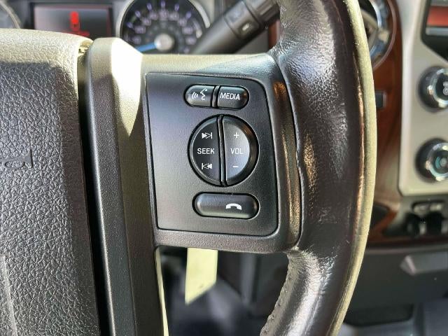 2015 Ford Super Duty F-250 SRW 4WD Crew Cab 6-3/4 Ft Box Lariat