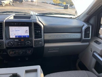 2022 Ford Super Duty F-250 SRW XLT 4WD Crew Cab 6.75' Box