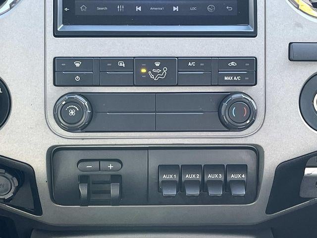 2016 Ford Super Duty F-250 SRW 4WD Crew Cab 6-3/4 Ft Box XLT