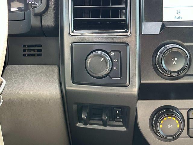 2022 Ford Super Duty F-250 SRW XLT 4WD Crew Cab 6.75' Box