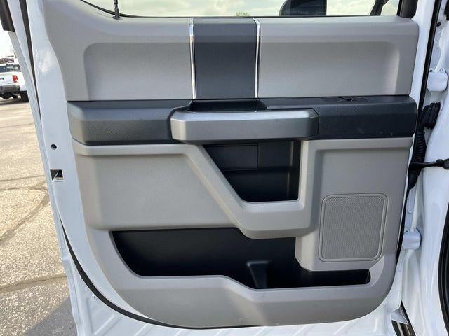 2022 Ford Super Duty F-250 SRW XLT 4WD Crew Cab 6.75' Box