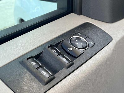 2022 Ford Super Duty F-250 SRW XLT 4WD Crew Cab 6.75' Box