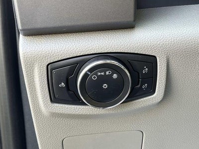 2022 Ford Super Duty F-250 SRW XLT 4WD Crew Cab 6.75' Box