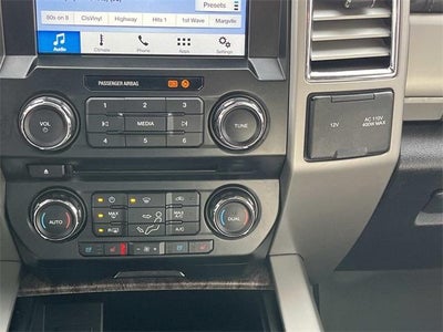 2017 Ford Super Duty F-250 SRW Lariat 4WD Crew Cab 6.75' Box