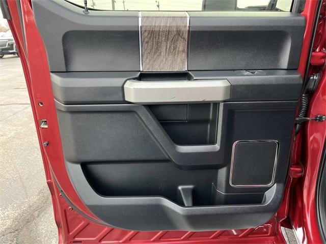 2017 Ford Super Duty F-250 SRW Lariat 4WD Crew Cab 6.75' Box