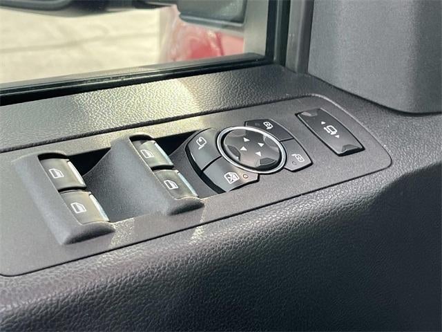 2017 Ford Super Duty F-250 SRW Lariat 4WD Crew Cab 6.75' Box