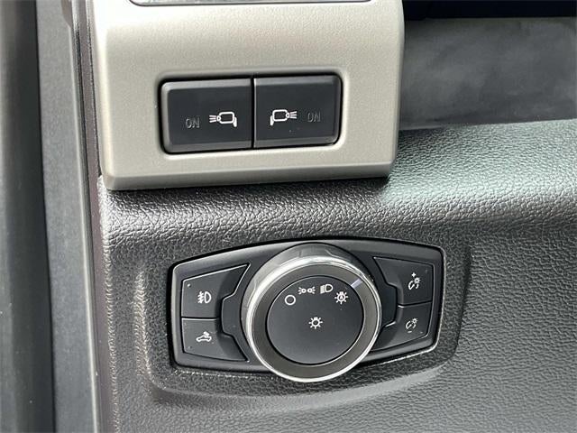 2017 Ford Super Duty F-250 SRW Lariat 4WD Crew Cab 6.75' Box