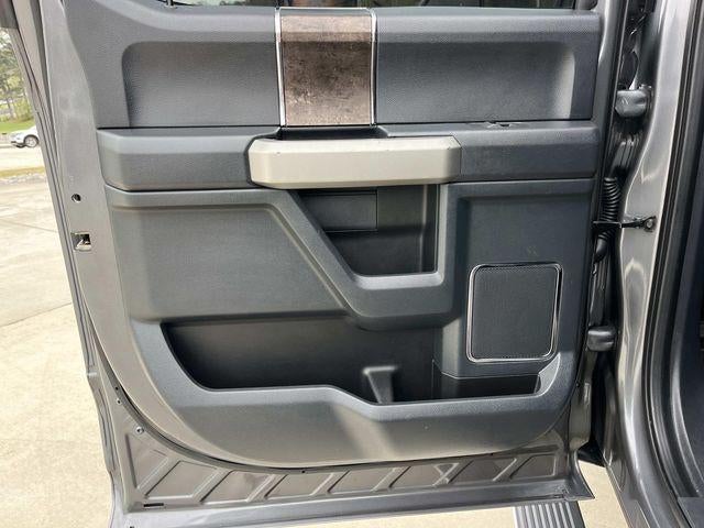 2022 Ford Super Duty F-250 SRW LARIAT 4WD Crew Cab 6.75' Box