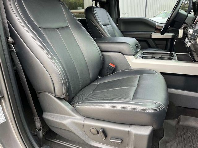 2022 Ford Super Duty F-250 SRW LARIAT 4WD Crew Cab 6.75' Box