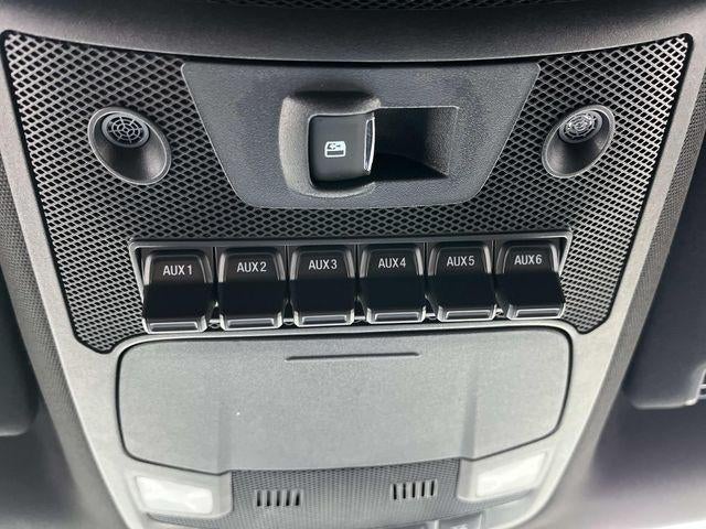 2022 Ford Super Duty F-250 SRW LARIAT 4WD Crew Cab 6.75' Box