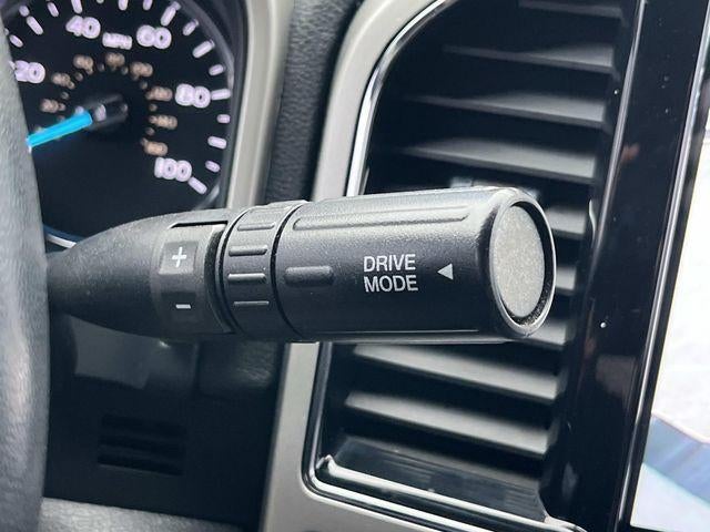 2022 Ford Super Duty F-250 SRW LARIAT 4WD Crew Cab 6.75' Box