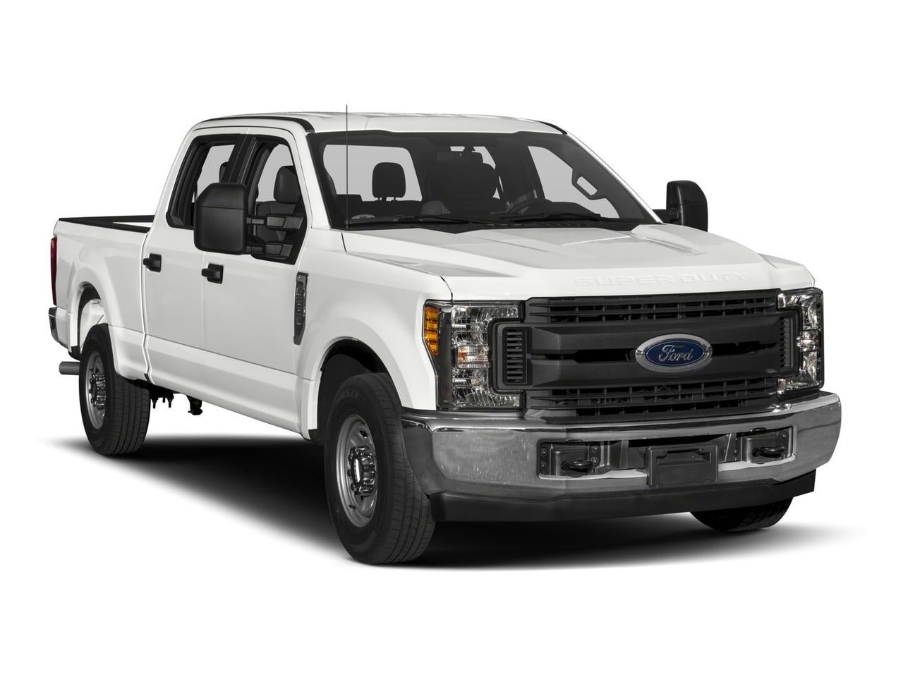 2017 Ford Super Duty F-350 SRW XL 4WD Crew Cab 6.75' Box