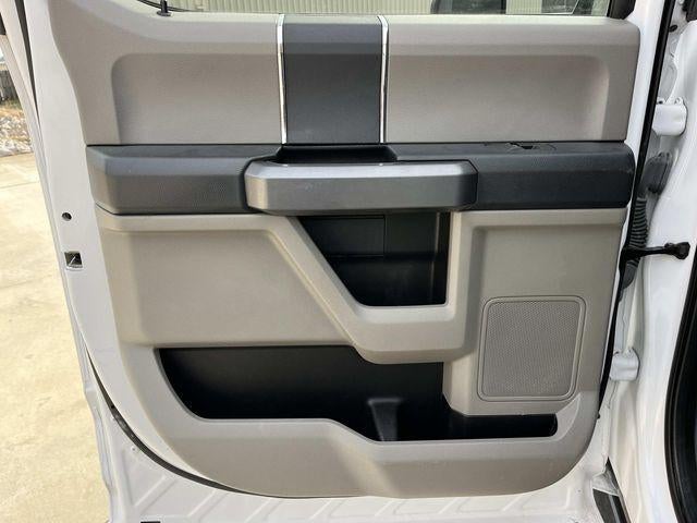 2022 Ford Super Duty F-350 SRW XLT 4WD Crew Cab 6.75' Box