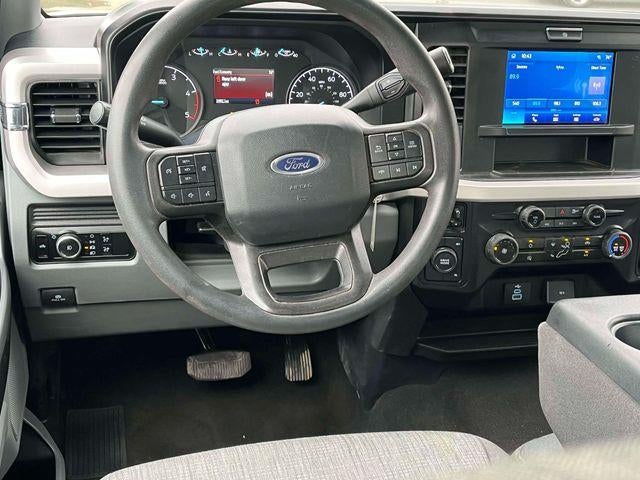 2025 Ford Super Duty F-350 DRW XLT 4WD Crew Cab 8' Box