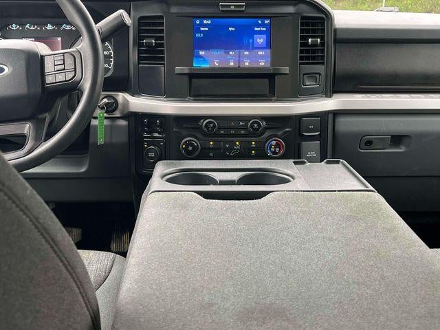 2025 Ford Super Duty F-350 DRW XLT 4WD Crew Cab 8' Box