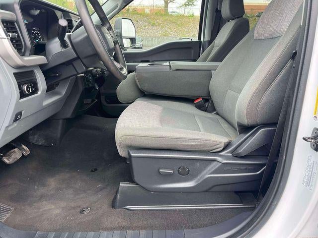 2025 Ford Super Duty F-350 DRW XLT 4WD Crew Cab 8' Box