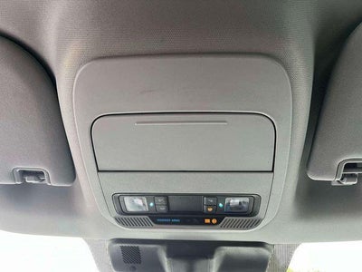 2025 Ford Super Duty F-350 DRW XLT 4WD Crew Cab 8' Box