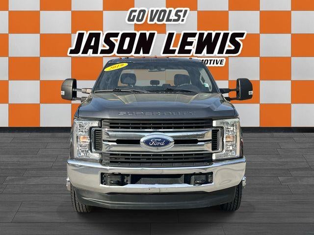 2019 Ford Super Duty F-350 DRW XL 4WD Crew Cab 8' Box