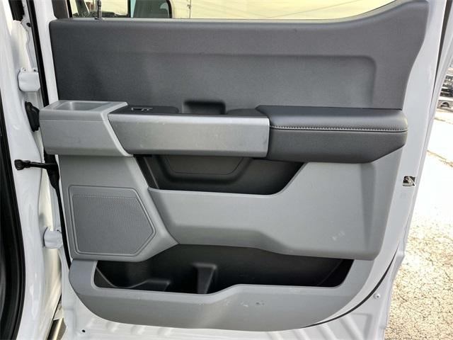 2024 Ford Super Duty F-350 DRW XLT 4WD Crew Cab 8' Box