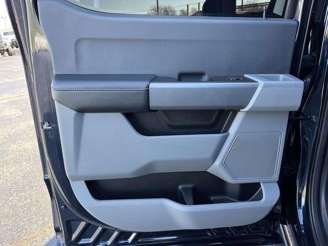 2024 Ford Super Duty F-350 DRW XLT 4WD Crew Cab 8' Box