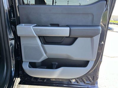 2024 Ford Super Duty F-350 DRW XLT 4WD Crew Cab 8' Box