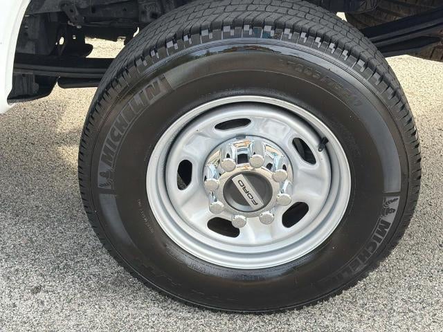2024 Ford Super Duty F-250 SRW XL 4WD Reg Cab 8' Box