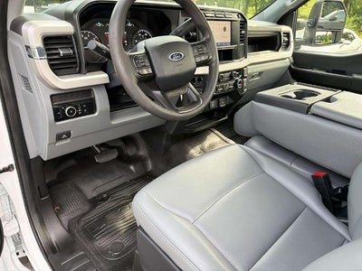 2024 Ford Super Duty F-250 SRW XL 4WD Reg Cab 8' Box
