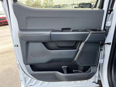 2022 Ford F-150 XL 2WD SuperCrew 5.5' Box