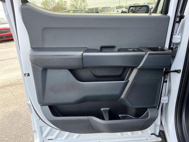 2022 Ford F-150 XL 2WD SuperCrew 5.5' Box