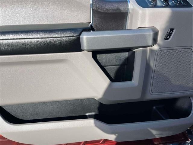 2015 Ford F-150 4WD SuperCrew 5-1/2 Ft Box XLT